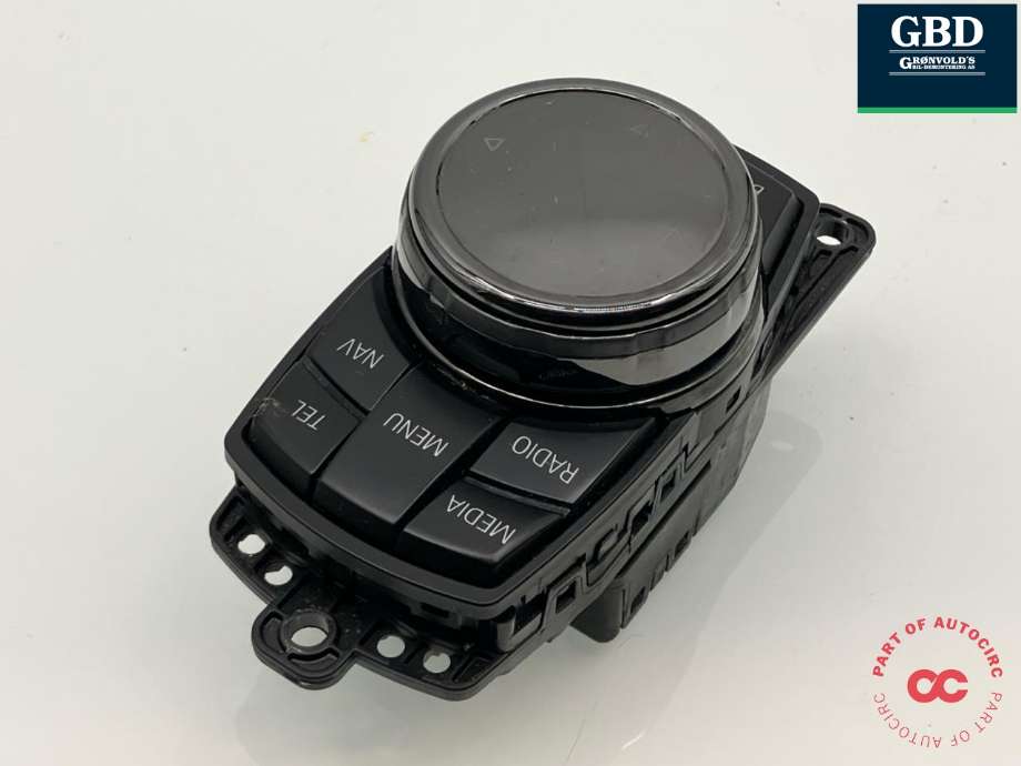 Bilstereo navigasjon betjeningspanel til BMW X5 2013-2018 (F15) (F15) (65 82 9 350 725|)