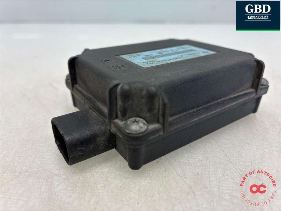 Styreenhet diverse til Tesla Model S 2013-2016 (Fase 1)  (1020147-00-B|1020147-00-A|)