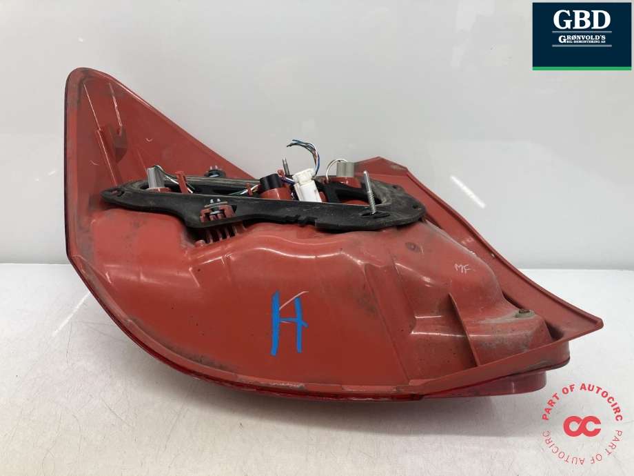 Baklykt høyre til Toyota Auris 2010-2012 (Type I, Fase 2)  (8156102540|)