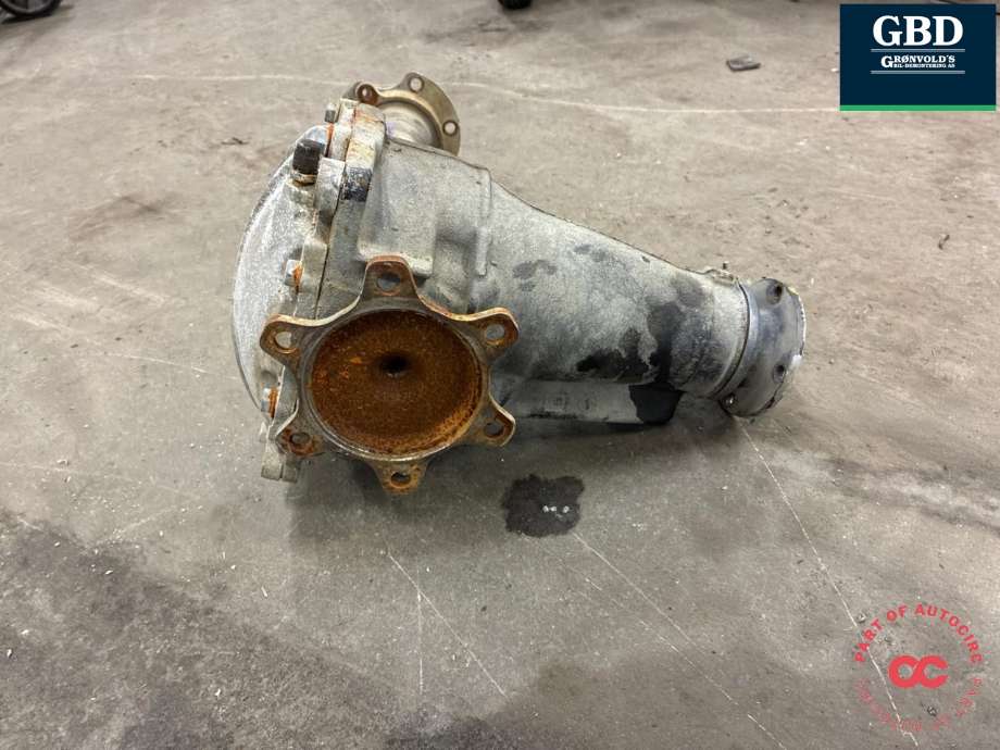 Kardang klokke foran til Toyota Hiace 2007-2012 (Fase 3)  (4111026570|)