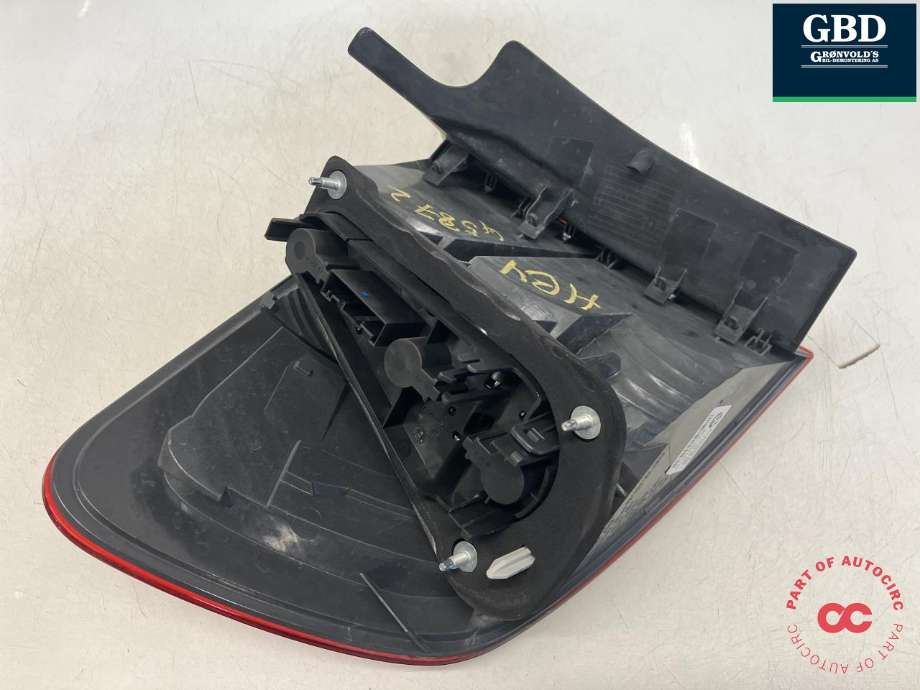 Baklykt høyre ytre til BMW X1 2009-2015 (E84) (E84) (63 21 2 990 110|1 13 04 10 855|03424500)