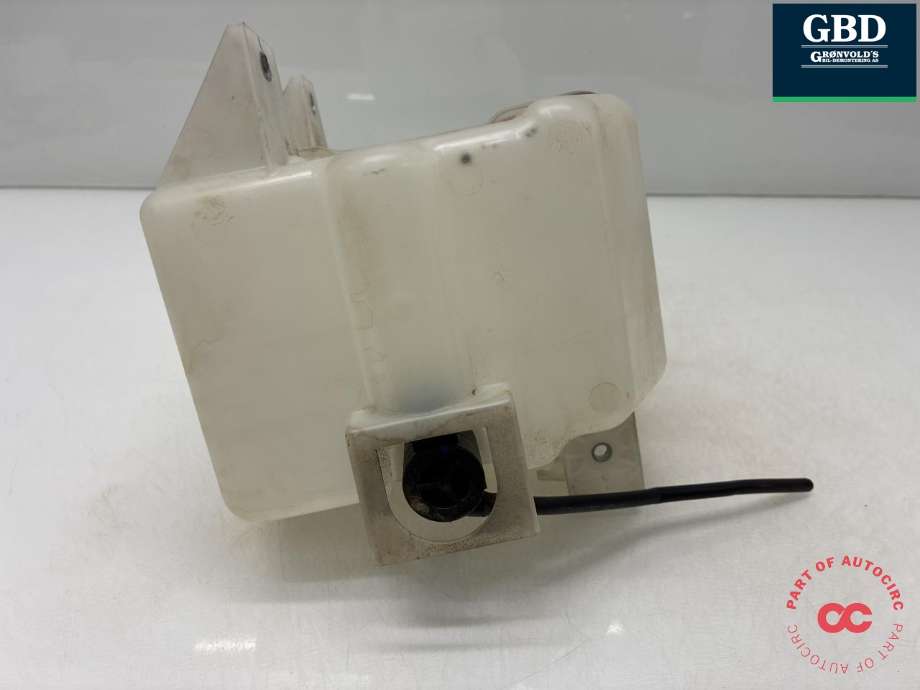 Spylertank foran til Maxus e-Deliver 9 2020-->>  (B31C-L24|)