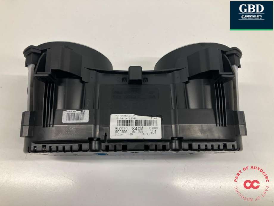 Instrumentpanel til Škoda Yeti 2014-2017 (Fase 2) (5L0 920 840 M KD0|5L0 920 840 M|)