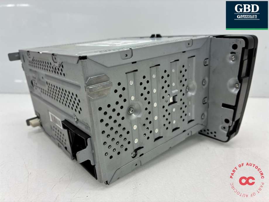 Bilstereo navigasjon til Škoda Octavia 2013-2016 (Type III, Fase 1)  (1Z0 035 156 M|)