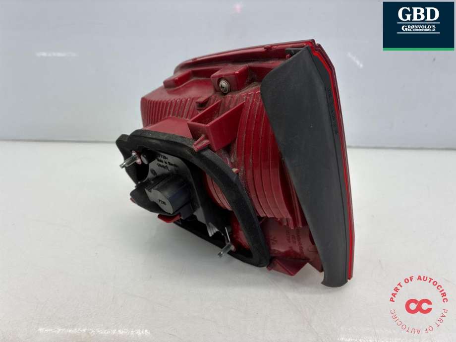 Baklykt venstre indre til VW Touran 2010-2015 (Type I, Fase 3)  (1T0 945 093|)