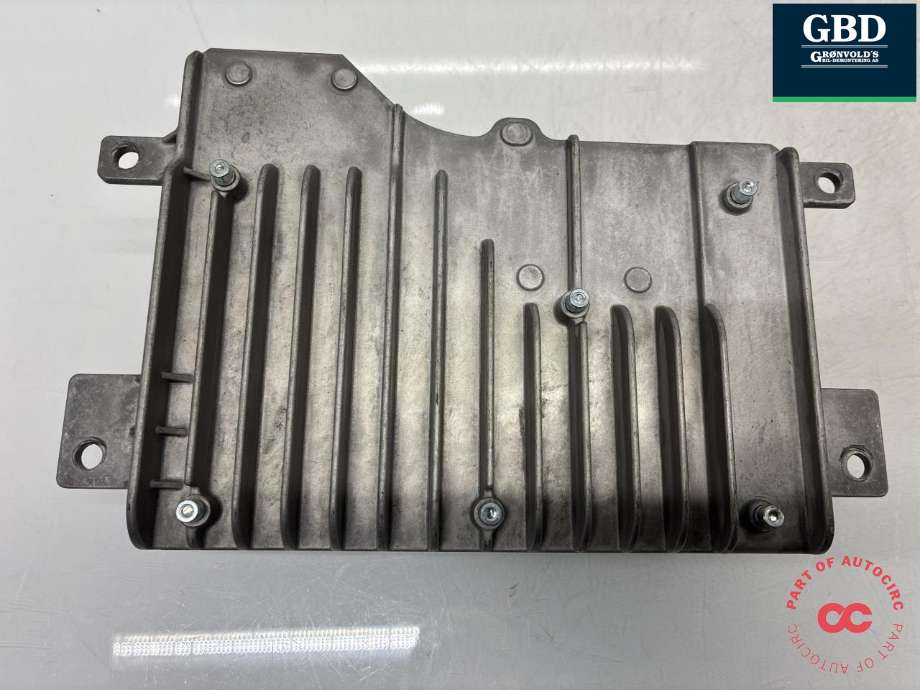 Bilstereo navigasjon til Dodge RAM 2019-->> (Type V) (68472373AB|68472373AF|)
