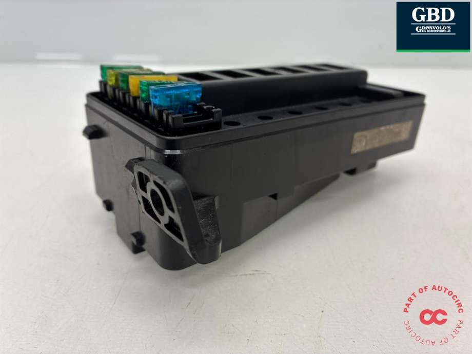 Sikringsboks til Land Rover Defender 1987-2006  (YPP100310L|1H1Z14417AA|)