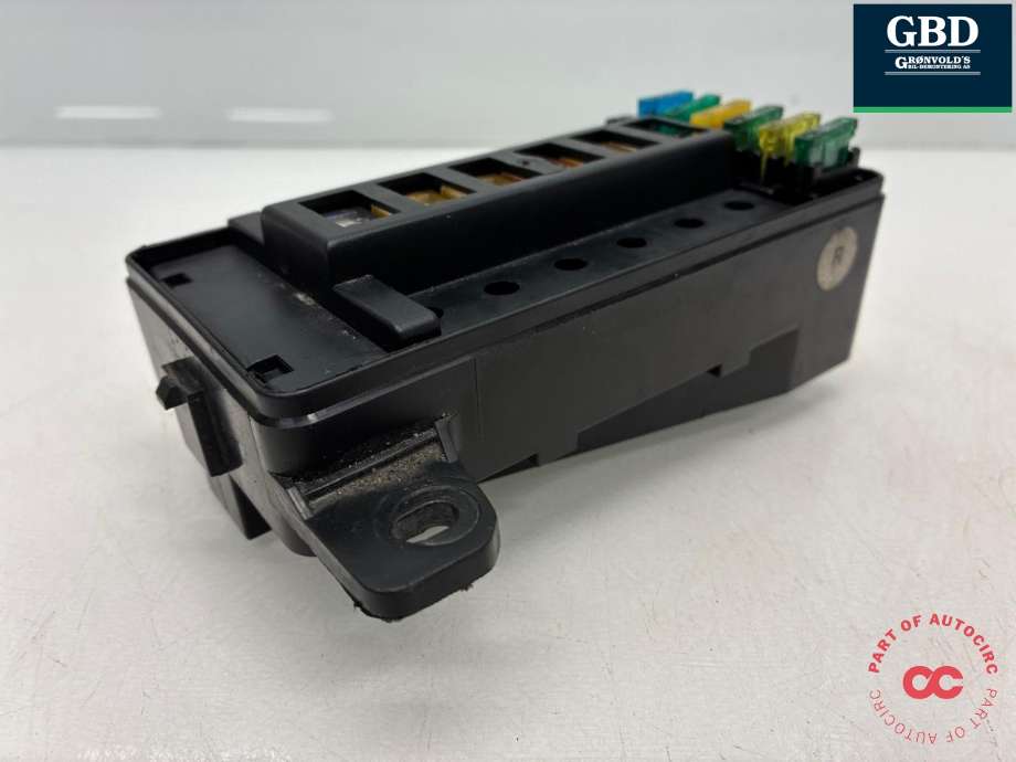 Sikringsboks til Land Rover Defender 1987-2006  (YPP100310L|1H1Z14417AA|)