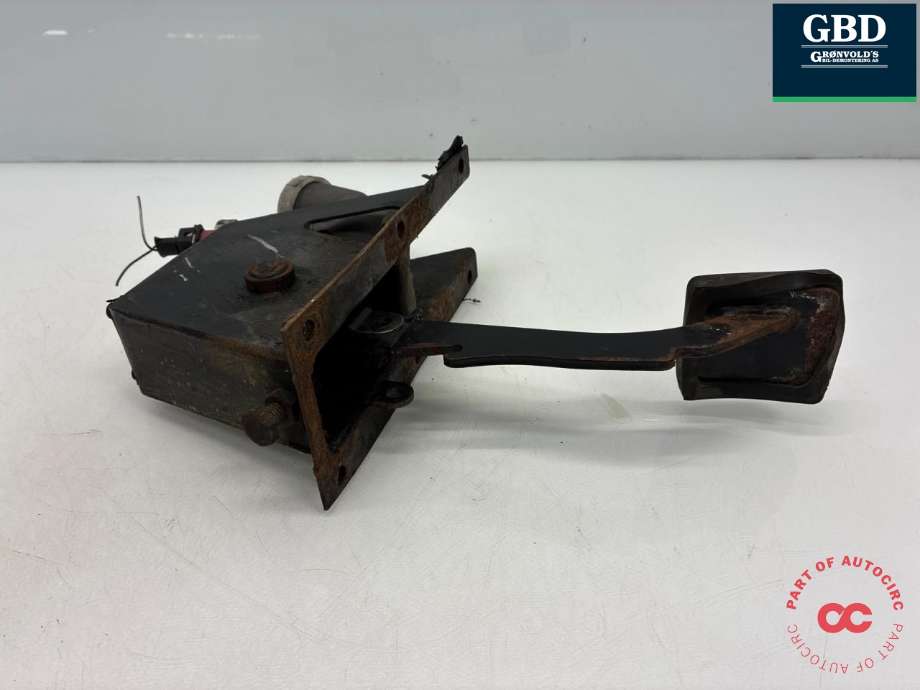 Pedal clutch til Land Rover Defender 1987-2006 (SKB500280|7H125390AB|ANR5311| XH122C542CA)