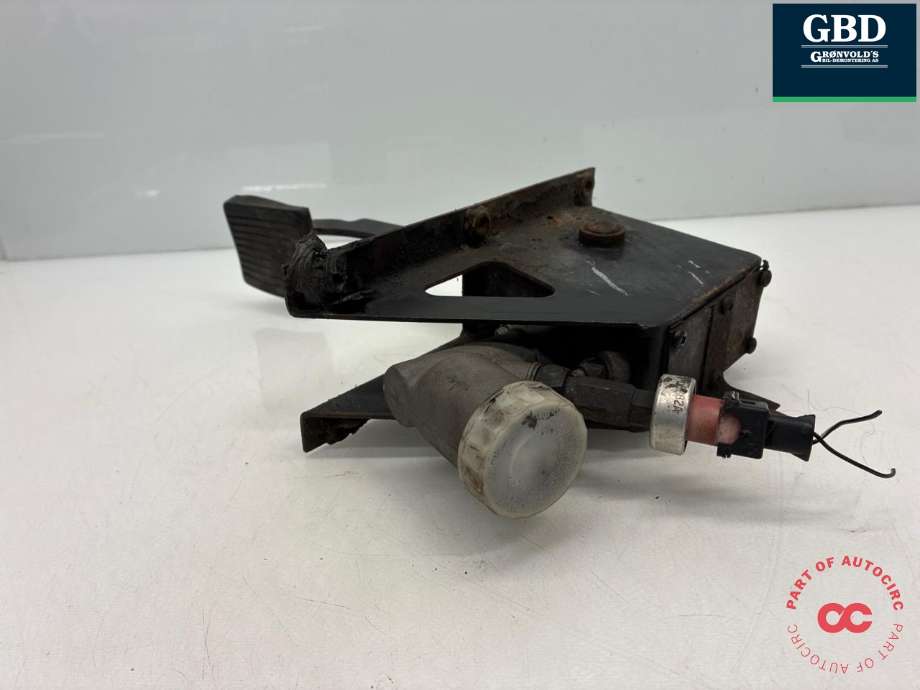 Pedal clutch til Land Rover Defender 1987-2006 (SKB500280|7H125390AB|ANR5311| XH122C542CA)