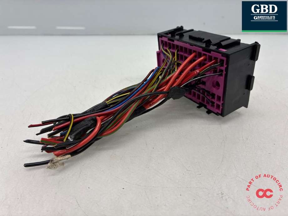 Sikringsboks til VW Transporter / Caravelle 2003-2009 (Fase 1) (T5) (T5) (7H0 937 617 A|)