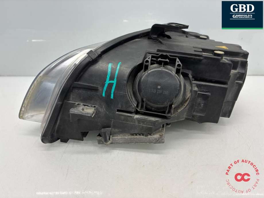 Frontlykt høyre xenon til Audi A4 2004-2008 (Type III) (B7) (B7) (8E0 941 030 BM|1 307 329 115|)