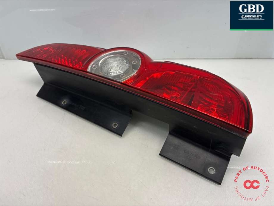 Baklykt høyre til Opel Combo D 2012-2018  (95513785|00519248430|)