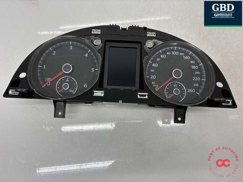 Instrumentpanel til VW Passat, 2011-2015 (B7) (B7) (3AA 920 870 M)
