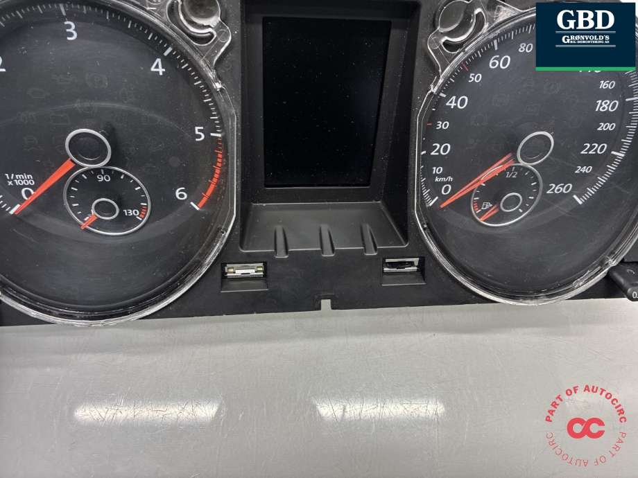 Instrumentpanel til VW Passat 2011-2015 (B7) (B7) (3AA 920 870 M|3AA 920 870 MX|A2C5 3219792)