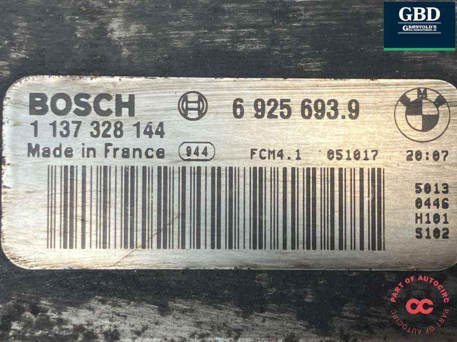 Kjølevifte elektrisk til BMW 1-Serie 2004-2011 (E81/E82/E87/E88) (E81/E82/E87/E88) (BOSCH|17 42 5 A3F 103|17 42 5 A3F 104|6 925 693| 1 137 328 144)