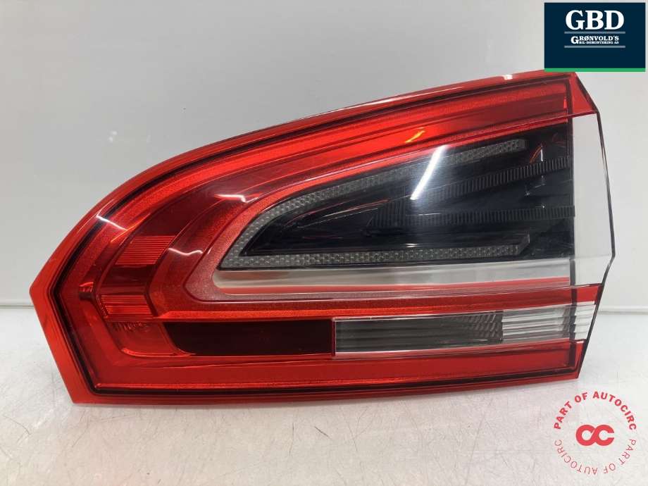 Baklykt høyre indre til Ford S-Max 2010-2015 (Type I, Fase 2)  (HELLA|1747110|AM21-13A602-AD|2TZ 010307-02)