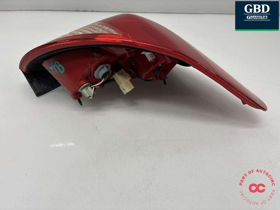 Baklykt høyre til Toyota RAV4 2006-2009 (Type III, Fase 1) (8155142091|8155142090|)