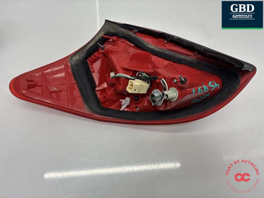 Baklykt høyre til Toyota RAV4 2006-2009 (Type III, Fase 1) (8155142091|8155142090|)