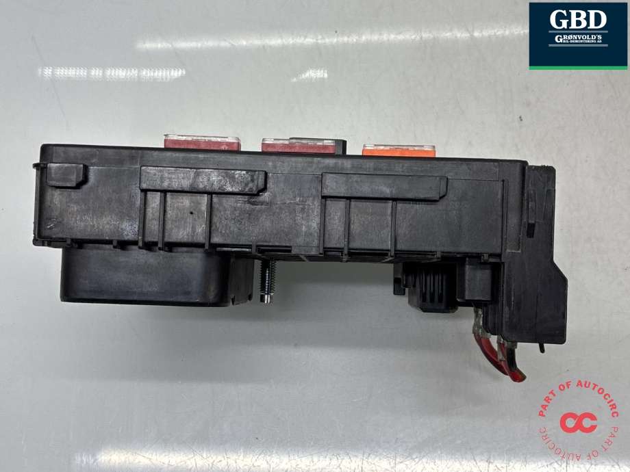 Sikringsboks motorrom til VW Passat 2011-2015 (B7) (B7) (3C0 937 125 A|)