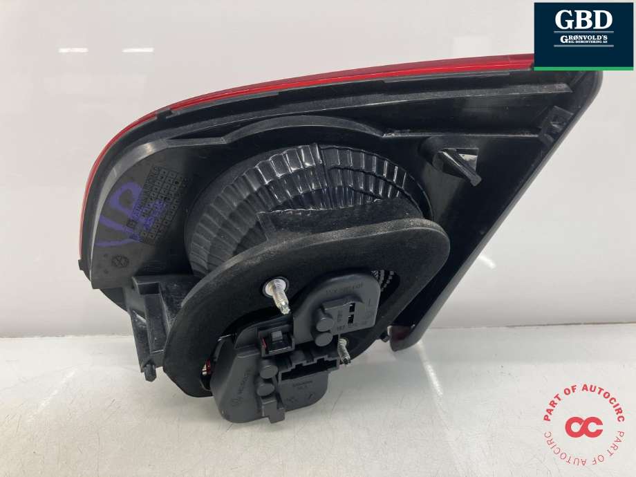 Baklykt venstre indre til VW Golf VI 2008-2012  (5K0 945 093 AA|009923-05|)