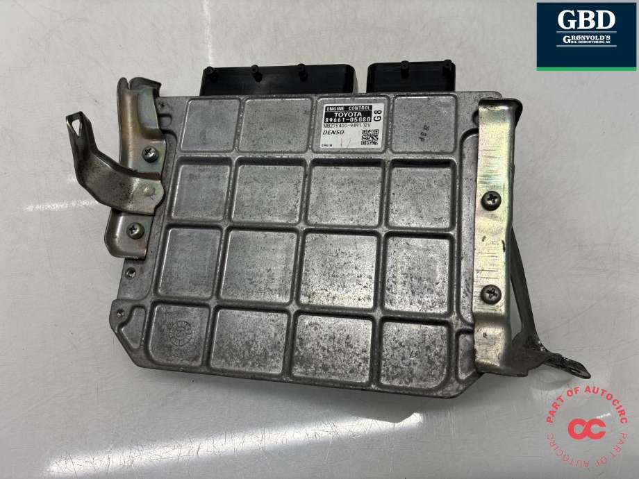 Styreenhet motor til Toyota Avensis, 2009-2015 (Type III, Fase 1)  (8966105G80)