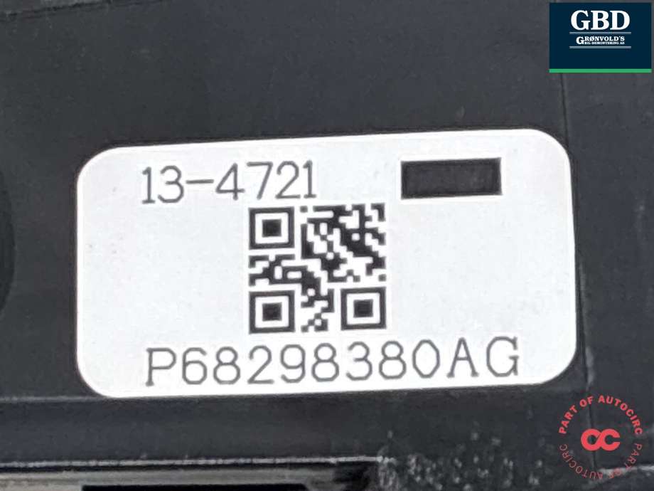 Baklykt midtre til Dodge RAM 2019-->> (Type V) (68298380AG|P68298380AG|)