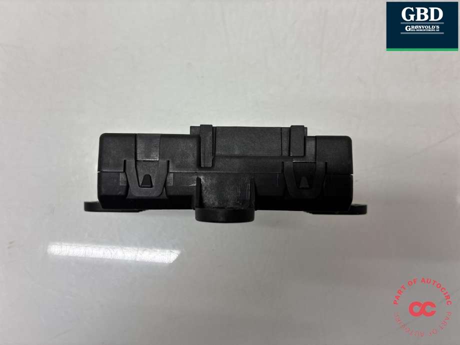 Styreenhet dør høyre bak til Volvo V70 2007-2013 (Type III, Fase 1)  (31318368|1002300001|)