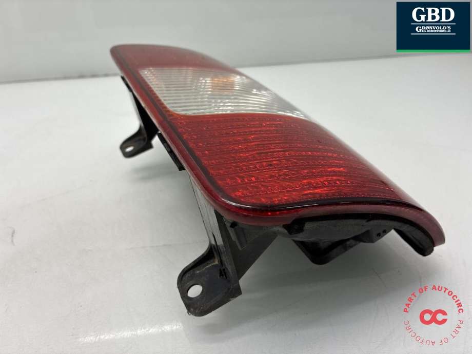 Baklykt venstre til VW Caddy 2004-2010 (Type III, Fase 1) (2K0 945 095 P|2K0 945 095 M|)