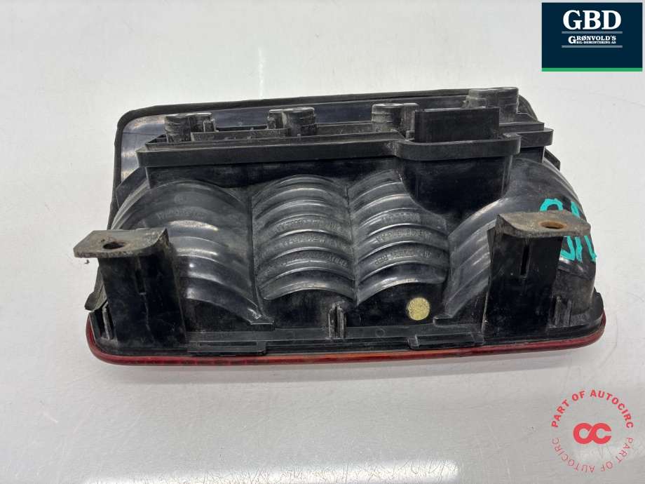 Baklykt venstre til VW Caddy 2004-2010 (Type III, Fase 1) (2K0 945 095 P|2K0 945 095 M|)