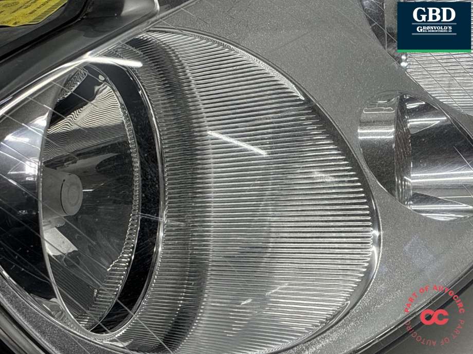 Frontlykt høyre halogen til VW Caddy 2004-2010 (Type III, Fase 1) (2K0 941 006 D|)