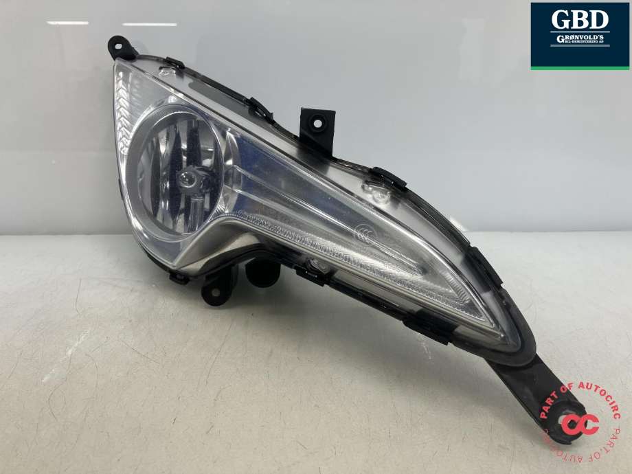 Tåkelykt høyre foran til Hyundai i40 2012-2017  (92202 3Z000|92202-3Z010|)