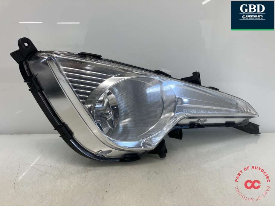 Tåkelykt høyre foran til Hyundai i40 2012-2017  (92202 3Z000|92202-3Z010|)