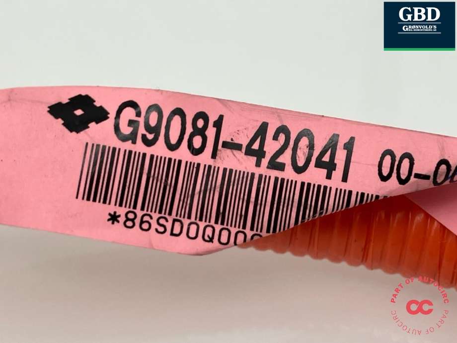 Batterilader inntak/luke til Suzuki Across 2020-->>  (TG908-14204-100|G9081-42041|)