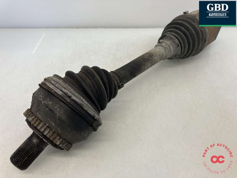 Drivaksel venstre foran, diesel/automat til Volvo XC70, 2005-2007 (Type I, Fase 2)  (8252041)