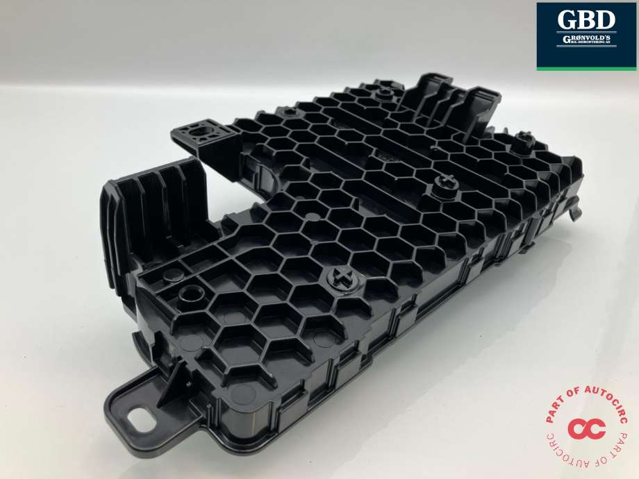 Styreenhet comfort (BCM) til Tesla Model Y 2021-2024 (Type I)  (1497846-02-F|1497846-01-F|)