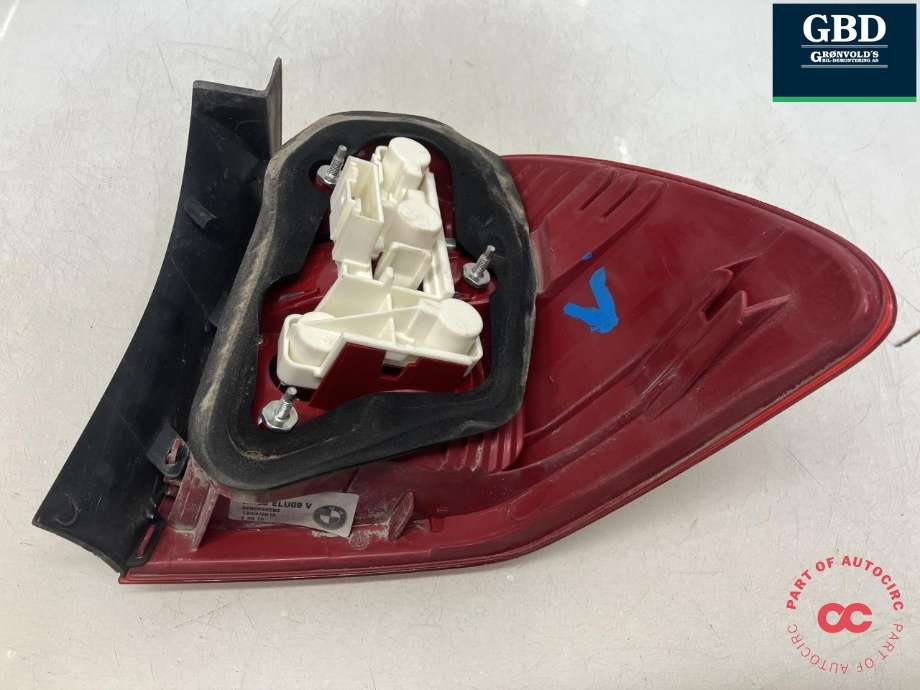 Baklykt venstre ytre til BMW 3-Serie 2005-2011 (E90/E91/E92/E93) (E90/E91/E92/E93) (63 21 7 160 061|)