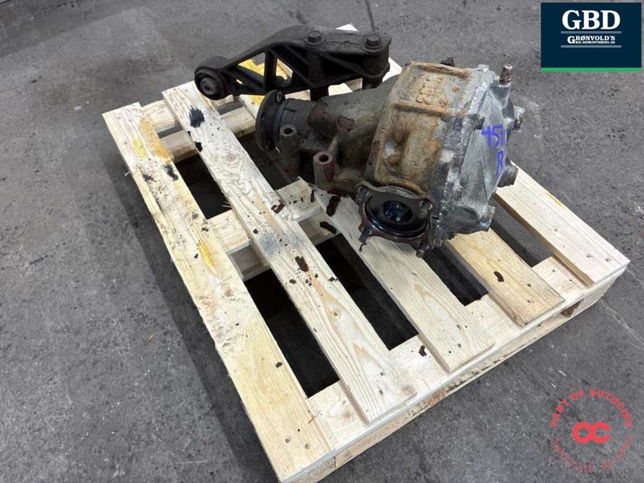 Kardang klokke bak til Toyota Hiace 2007-2012 (Fase 3)  (4111026740|)