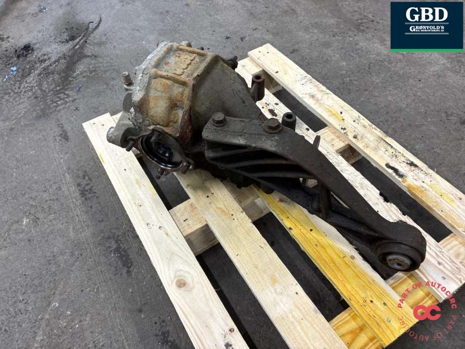Kardang klokke bak til Toyota Hiace 2007-2012 (Fase 3)  (4111026740|)