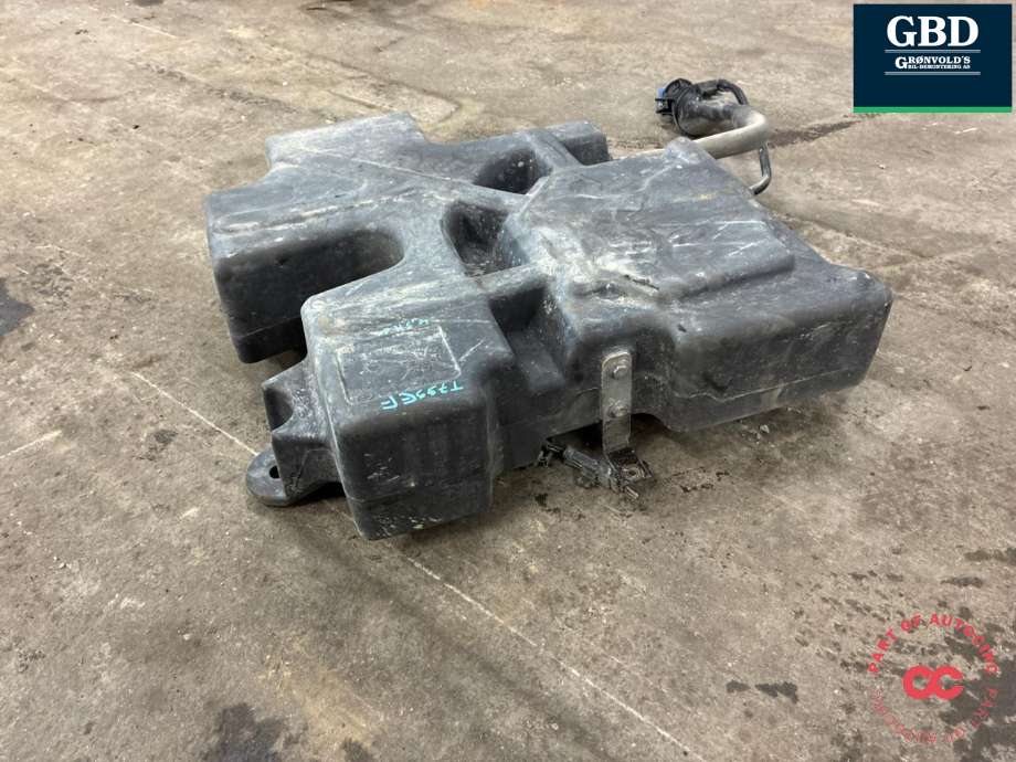 AdBlue tank til Peugeot Expert 2016-->> (Type III) (16 826 205 80|98 222 572 80|)