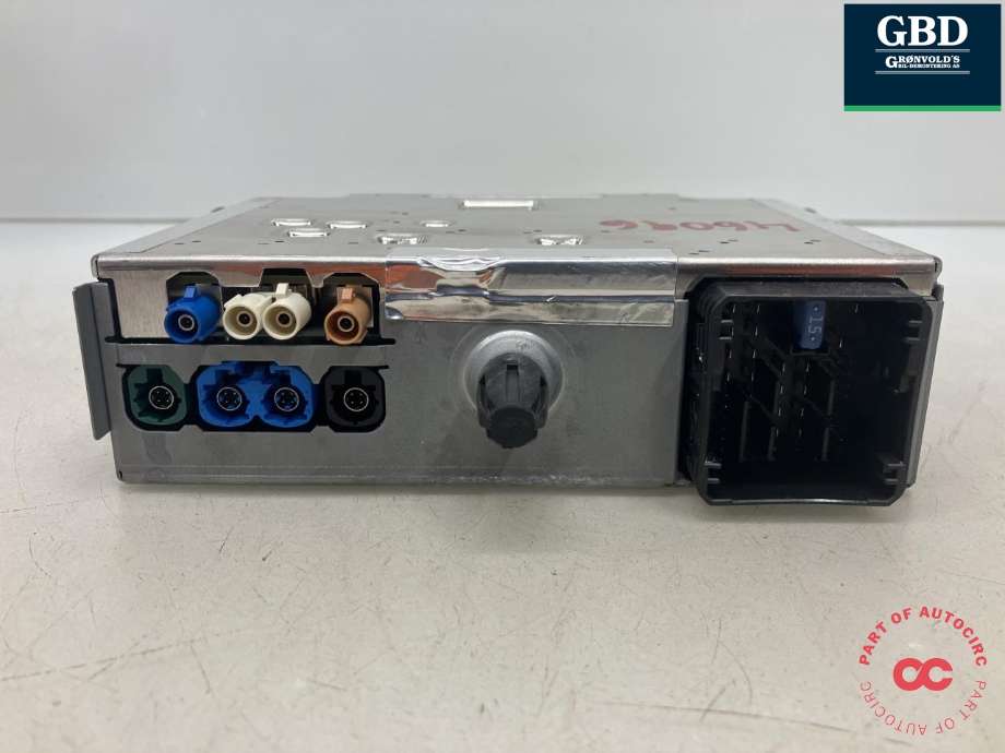 Bilstereo navigasjon til Peugeot Expert 2016-->> (Type III) (BOSCH|16 238 073 80|9822730380|7 503 900 137)