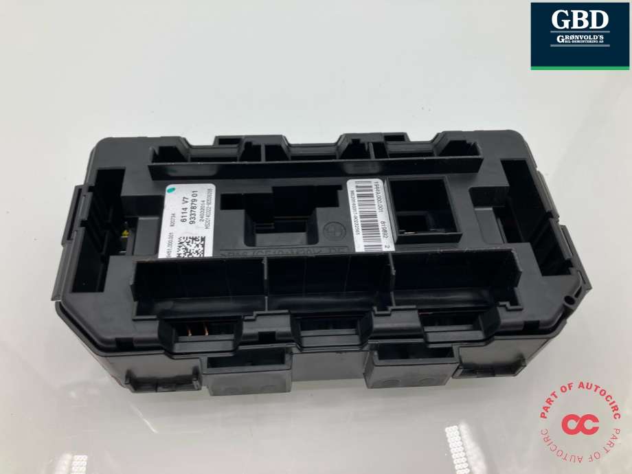 Sikringsboks motorrom til BMW 1-Serie 2011-2015 (Fase 1) (F20/F21) (F20/F21) (61 14 9 224 866|9337879 01|)