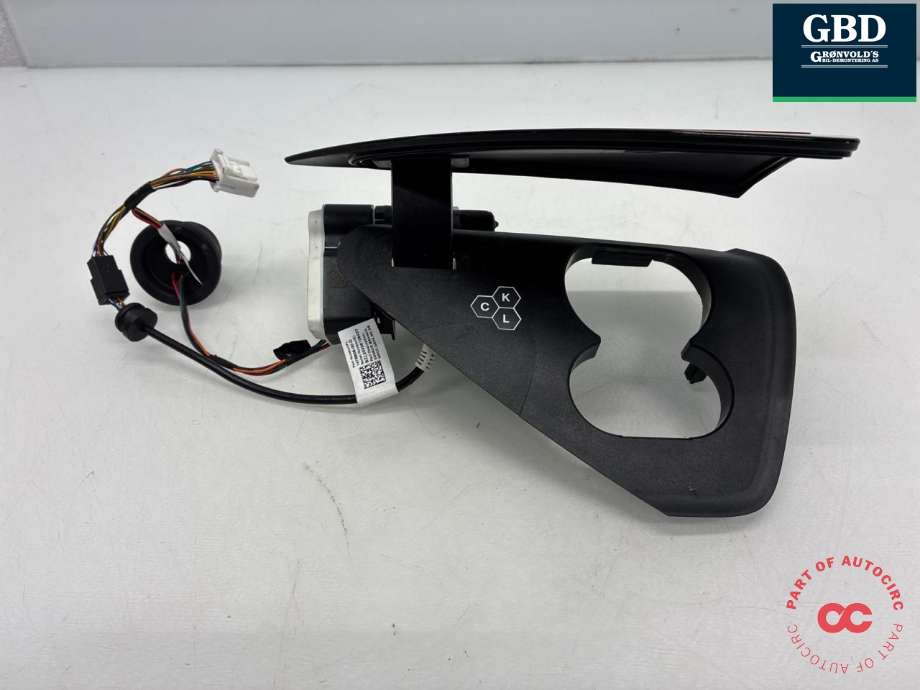 Ladeluke karosseri elbil til Tesla Model Y 2021-2024 (Type I) (1505514-00-D|1505514-97-D|1476608-00-d)