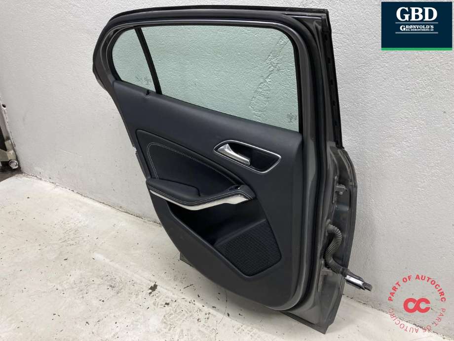 Dør venstre bak til Mercedes GLA 2014-2020 (X156) (X156) (A 156 730 01 05|)
