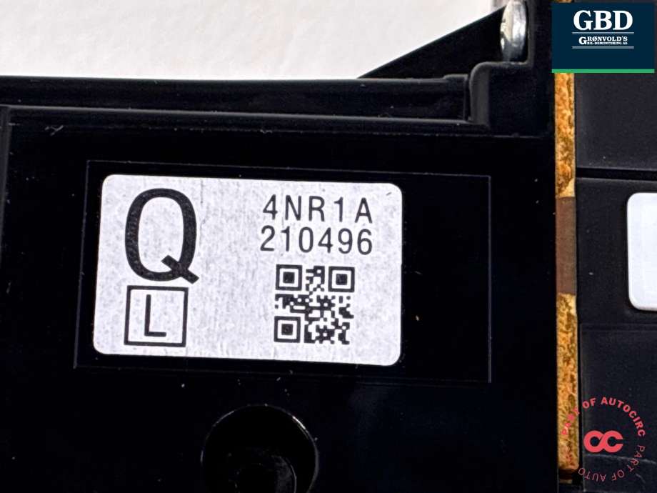 Bilstereo navigasjon betjeningspanel til Nissan E-NV200 2014-->> (283953ND0B|283954NR1A|Q 4NR1A 210496| K 3ND0B 210492)