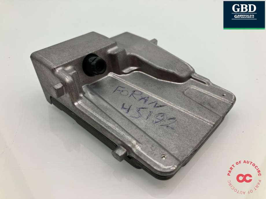Kamera til Suzuki Across, 2020-->>  (T8646-C4208-100)