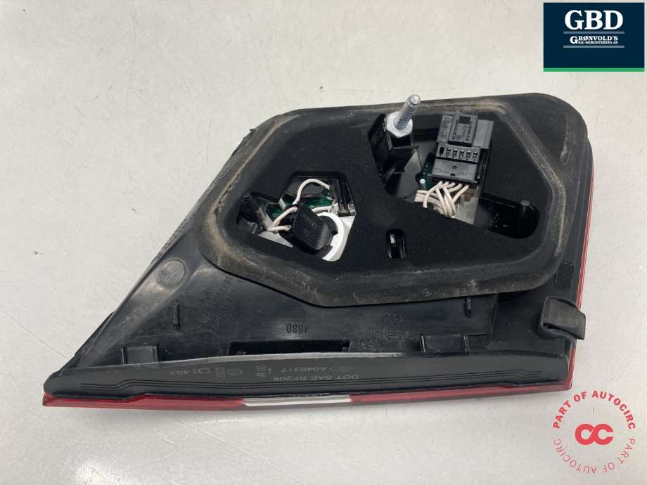 Baklykt høyre indre til Mercedes E-Klasse 2009-2013 (Fase 1) (W212) (W212) (A 212 906 02 58|A 212 820 08 64|)
