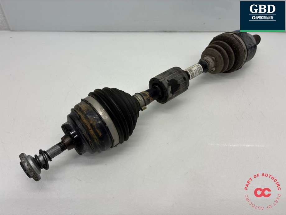 Drivaksel venstre foran, bensin/automat til BMW X1 2015-2022 (F48) (F48) (31 60 5 A2E 013|8643383-03|)
