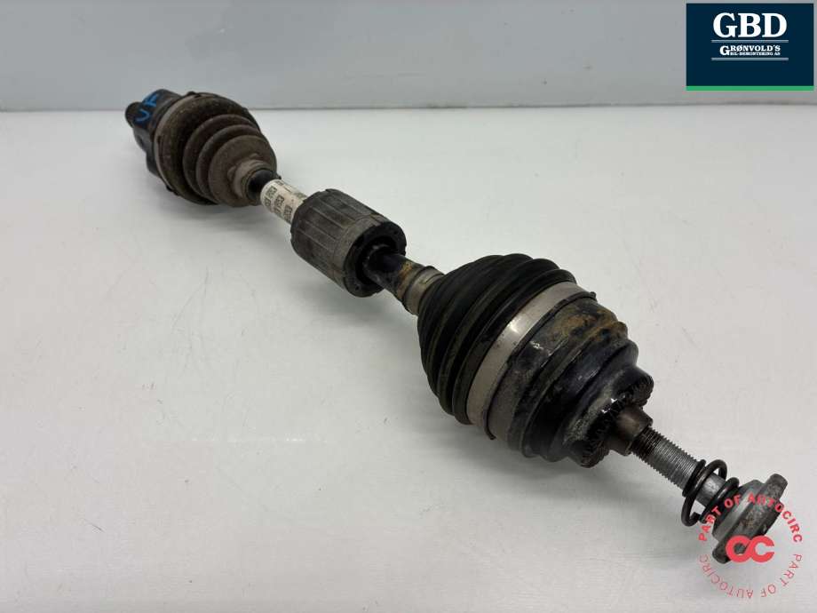 Drivaksel venstre foran, bensin/automat til BMW X1 2015-2022 (F48) (F48) (31 60 5 A2E 013|8643383-03|)