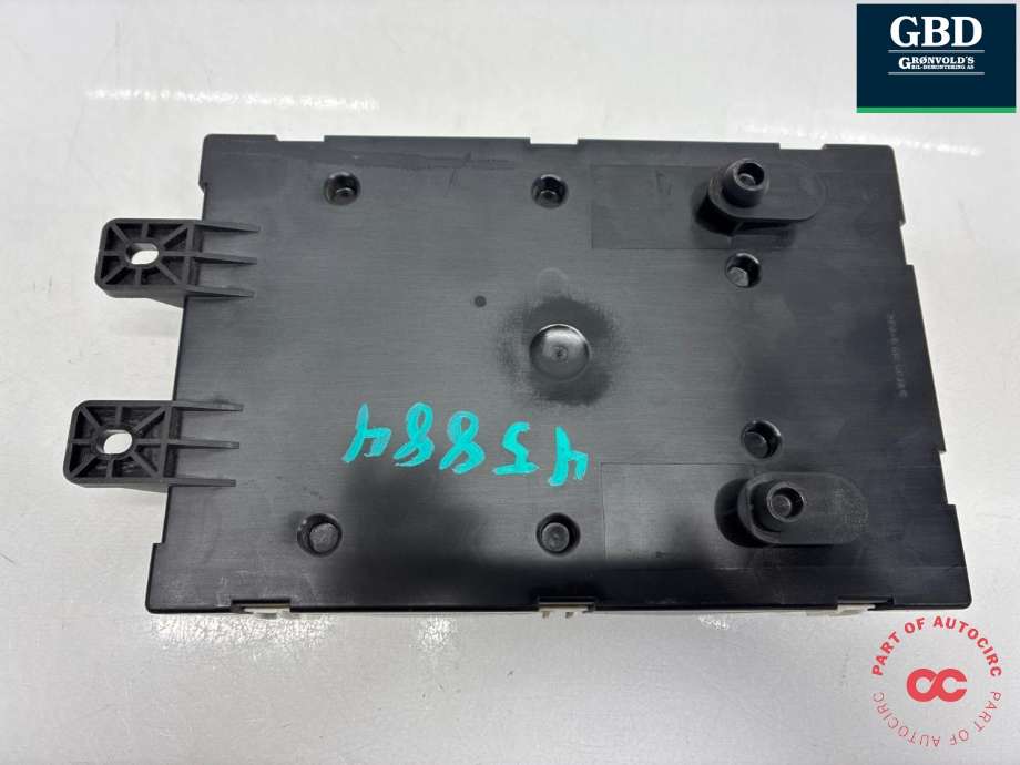 Styreenhet (SAM - Signal Acquisition Module) til Mercedes Vito 2014-->> (W447) (W447) (A 447 900 99 08|A 447 900 07 07|)